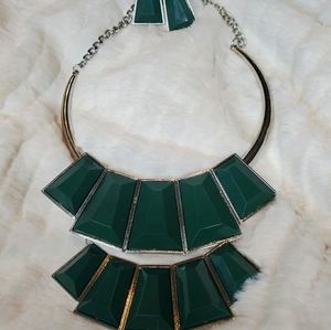 Green Necklace Set